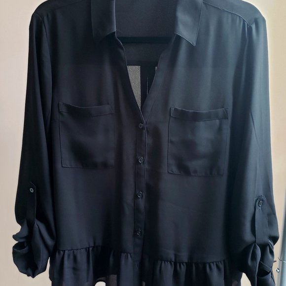 EXPRESS | Sheer Blouse Ruffle Bottom - Picture 4 of 10